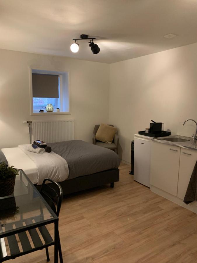 Studio In The City Center Of Leeuwarden Exterior photo
